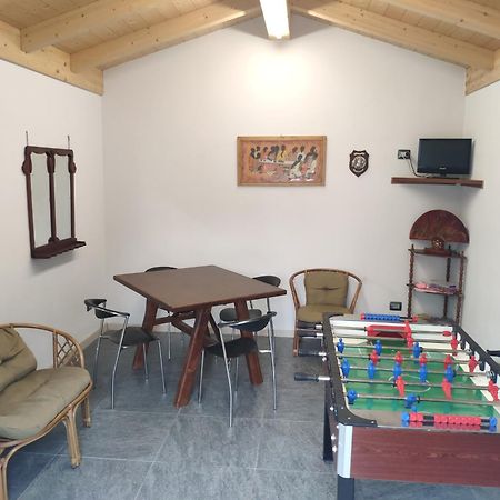 Ferienwohnung Chiaro House Colico Exterior foto